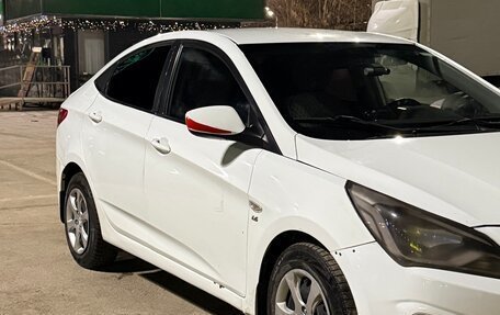 Hyundai Solaris II рестайлинг, 2015 год, 720 000 рублей, 10 фотография