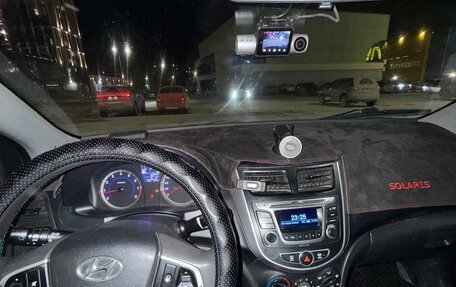 Hyundai Solaris II рестайлинг, 2015 год, 720 000 рублей, 8 фотография