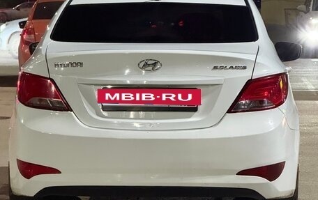 Hyundai Solaris II рестайлинг, 2015 год, 720 000 рублей, 3 фотография