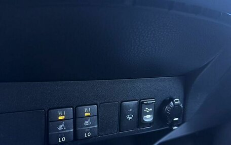 Toyota RAV4, 2018 год, 2 260 000 рублей, 20 фотография