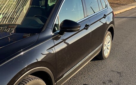 Volkswagen Tiguan II, 2017 год, 1 900 000 рублей, 3 фотография