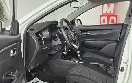 KIA Rio IV, 2018 год, 1 845 000 рублей, 10 фотография