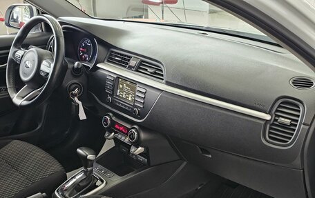 KIA Rio IV, 2018 год, 1 845 000 рублей, 18 фотография