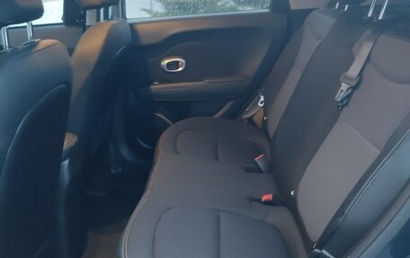 KIA Soul II рестайлинг, 2018 год, 1 650 000 рублей, 7 фотография