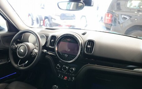 MINI Countryman II (F60), 2020 год, 2 750 000 рублей, 10 фотография