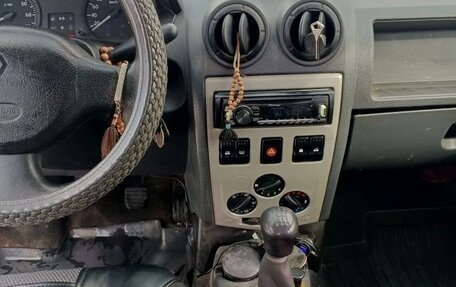 Renault Logan I, 2006 год, 263 000 рублей, 6 фотография