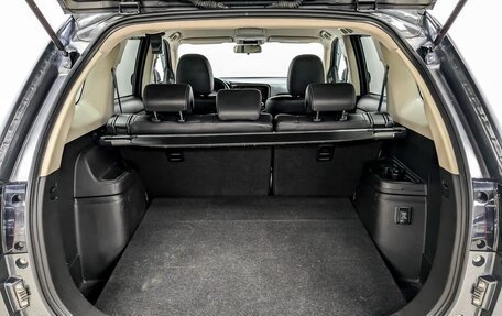 Mitsubishi Outlander III рестайлинг 3, 2014 год, 1 700 000 рублей, 4 фотография