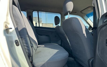 Toyota Succeed I рестайлинг, 2003 год, 370 000 рублей, 13 фотография