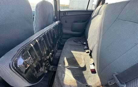 Toyota Succeed I рестайлинг, 2003 год, 370 000 рублей, 17 фотография