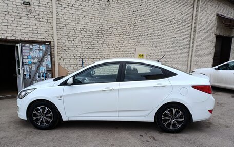 Hyundai Solaris II рестайлинг, 2015 год, 1 280 000 рублей, 2 фотография