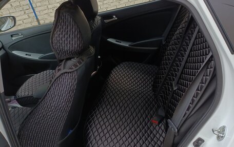 Hyundai Solaris II рестайлинг, 2015 год, 1 280 000 рублей, 10 фотография