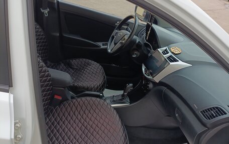 Hyundai Solaris II рестайлинг, 2015 год, 1 280 000 рублей, 9 фотография