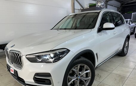 BMW X5, 2021 год, 6 900 000 рублей, 3 фотография