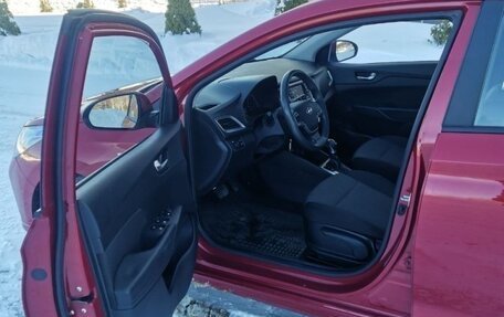 Hyundai Solaris II рестайлинг, 2021 год, 1 280 000 рублей, 23 фотография