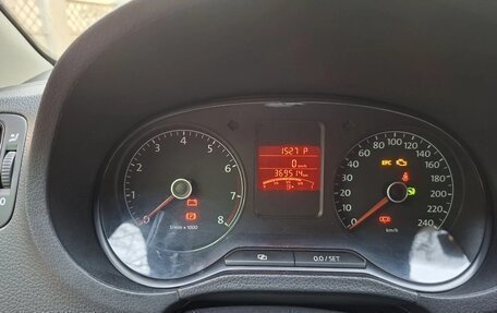 Volkswagen Polo VI (EU Market), 2011 год, 490 000 рублей, 3 фотография