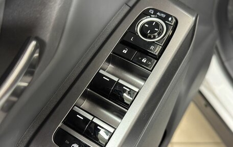 Toyota RAV4, 2025 год, 5 140 000 рублей, 16 фотография