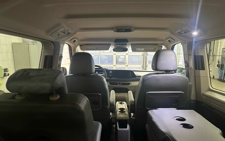 Volkswagen Multivan, 2022 год, 6 690 000 рублей, 7 фотография