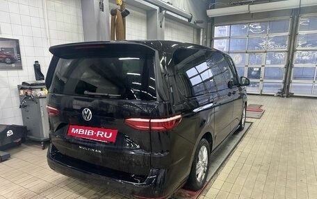 Volkswagen Multivan, 2022 год, 6 690 000 рублей, 2 фотография
