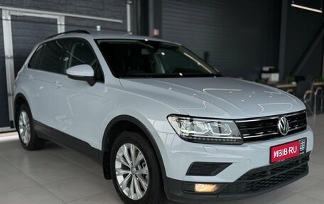 Volkswagen Tiguan II, 2020 год, 2 690 000 рублей, 3 фотография