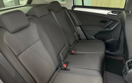 Volkswagen Tiguan II, 2020 год, 2 690 000 рублей, 26 фотография