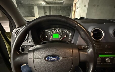 Ford Fusion I, 2006 год, 720 000 рублей, 4 фотография