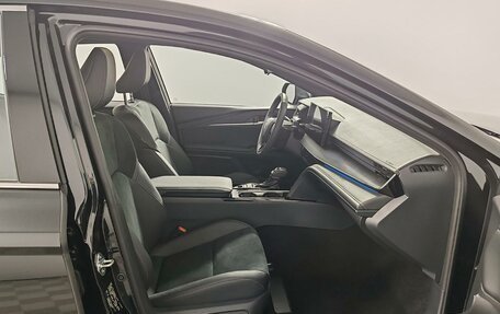 Toyota Camry, 2025 год, 4 890 000 рублей, 19 фотография