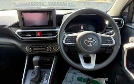 Toyota Raize I, 2022 год, 1 310 000 рублей, 12 фотография