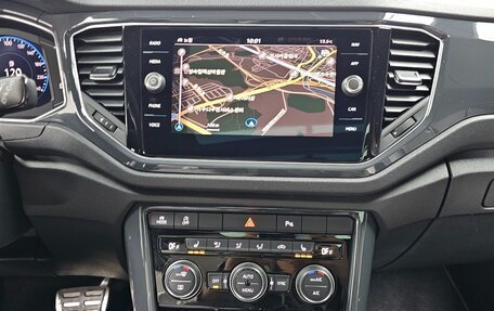 Volkswagen T-Roc I, 2021 год, 2 320 000 рублей, 13 фотография