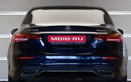 Mercedes-Benz E-Класс, 2020 год, 4 250 000 рублей, 5 фотография