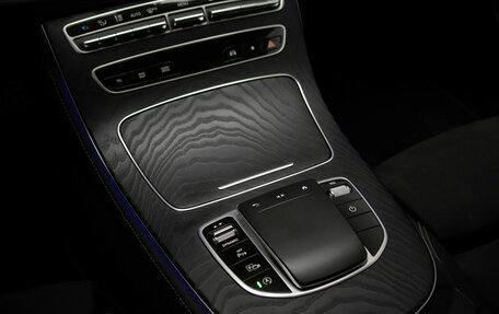 Mercedes-Benz E-Класс, 2020 год, 4 250 000 рублей, 21 фотография