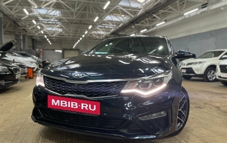 KIA Optima IV, 2018 год, 1 960 000 рублей, 2 фотография