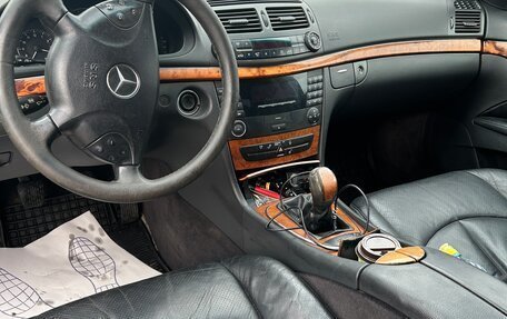 Mercedes-Benz E-Класс, 2003 год, 615 000 рублей, 5 фотография