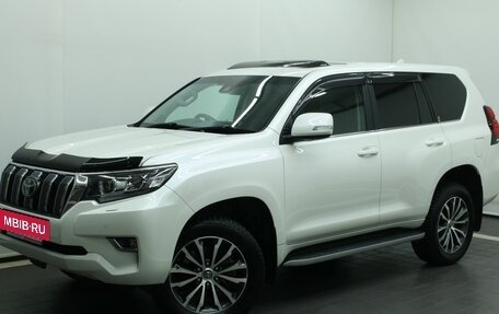 Toyota Land Cruiser Prado 150 рестайлинг 2, 2018 год, 4 950 000 рублей, 2 фотография