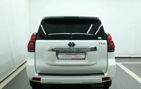 Toyota Land Cruiser Prado 150 рестайлинг 2, 2018 год, 4 950 000 рублей, 13 фотография