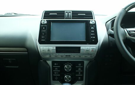 Toyota Land Cruiser Prado 150 рестайлинг 2, 2018 год, 4 950 000 рублей, 18 фотография