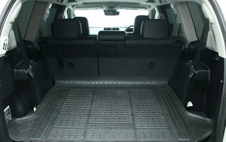 Toyota Land Cruiser Prado 150 рестайлинг 2, 2018 год, 4 950 000 рублей, 15 фотография