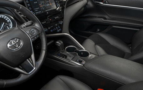 Toyota Camry, 2021 год, 3 330 000 рублей, 14 фотография