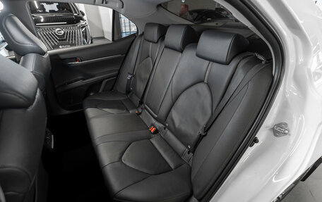 Toyota Camry, 2021 год, 3 330 000 рублей, 12 фотография