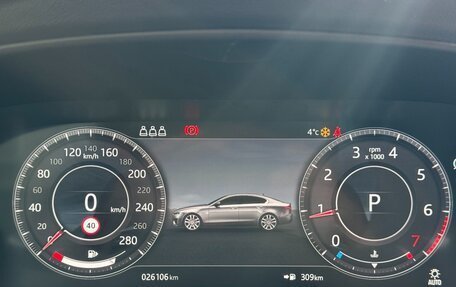 Jaguar XE I рестайлинг, 2020 год, 4 500 000 рублей, 19 фотография