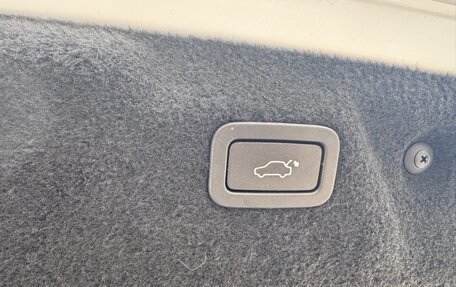 Jaguar XE I рестайлинг, 2020 год, 4 500 000 рублей, 26 фотография