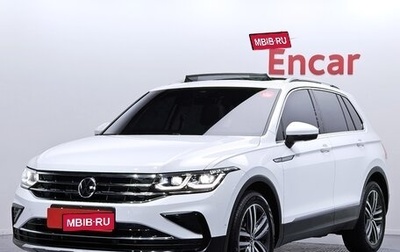 Volkswagen Tiguan II, 2022 год, 3 220 000 рублей, 1 фотография