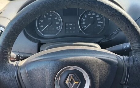 Renault Logan I, 2012 год, 330 000 рублей, 1 фотография