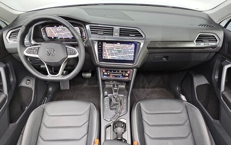 Volkswagen Tiguan II, 2022 год, 3 220 000 рублей, 7 фотография