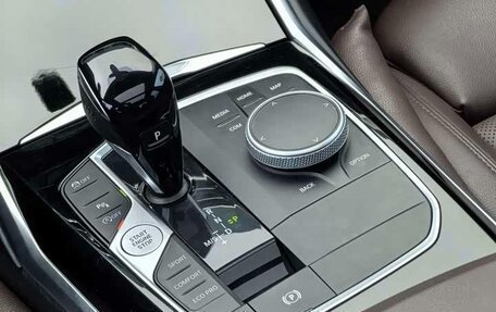 BMW 3 серия, 2022 год, 2 610 000 рублей, 13 фотография