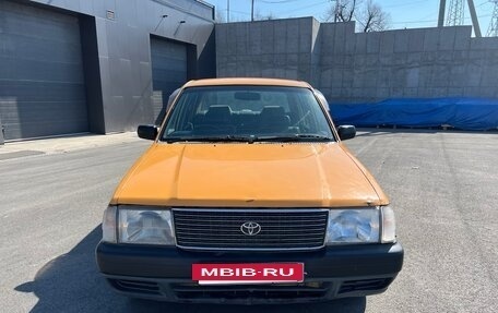 Toyota Comfort, 2000 год, 250 000 рублей, 3 фотография