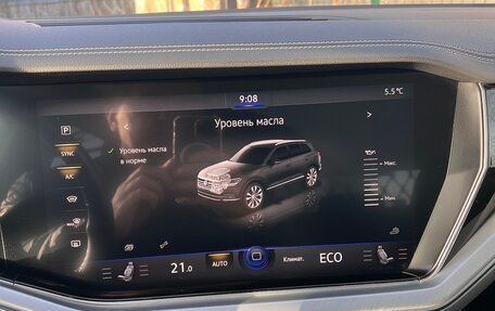 Volkswagen Touareg III, 2019 год, 4 200 000 рублей, 10 фотография