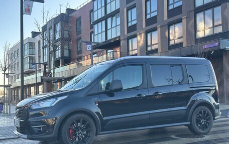 Ford Tourneo Connect II рестайлинг, 2021 год, 3 099 000 рублей, 4 фотография