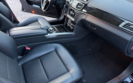 Mercedes-Benz E-Класс, 2013 год, 2 100 000 рублей, 10 фотография