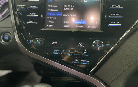 Toyota Camry, 2019 год, 2 790 000 рублей, 27 фотография