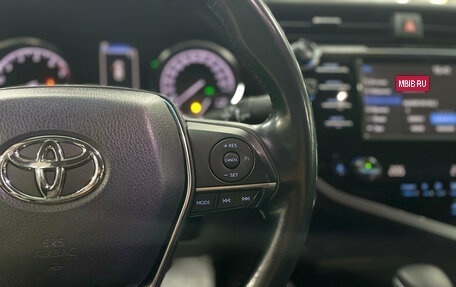 Toyota Camry, 2019 год, 2 790 000 рублей, 21 фотография